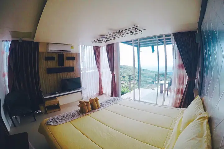 carousel image 4