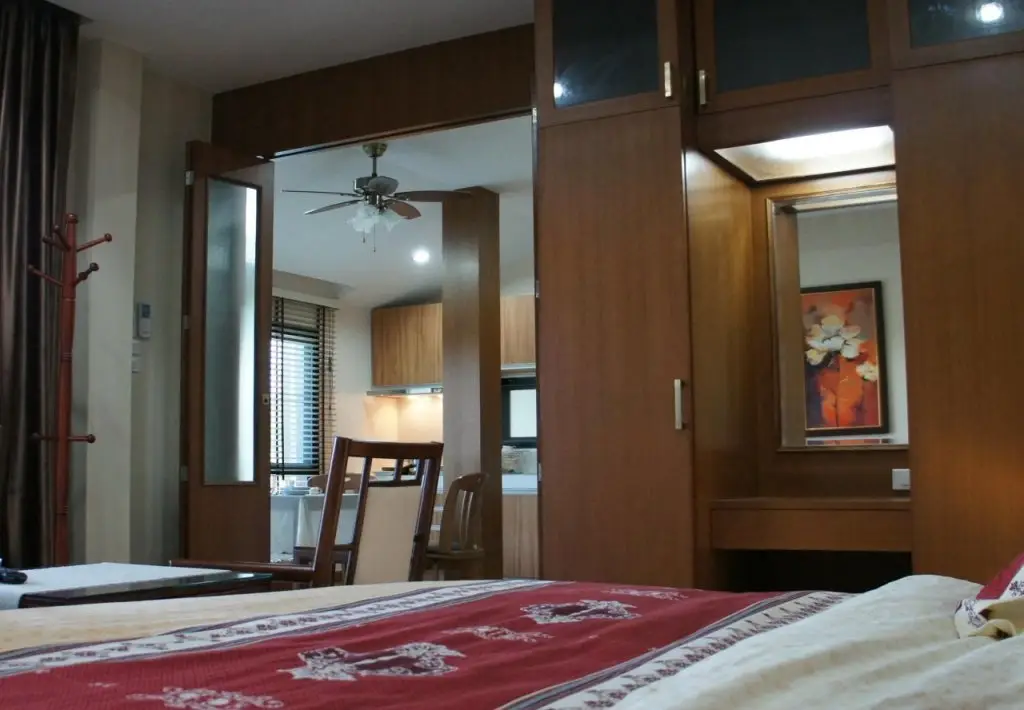 Чонбури: Rimtalay Angsila Guesthouse
