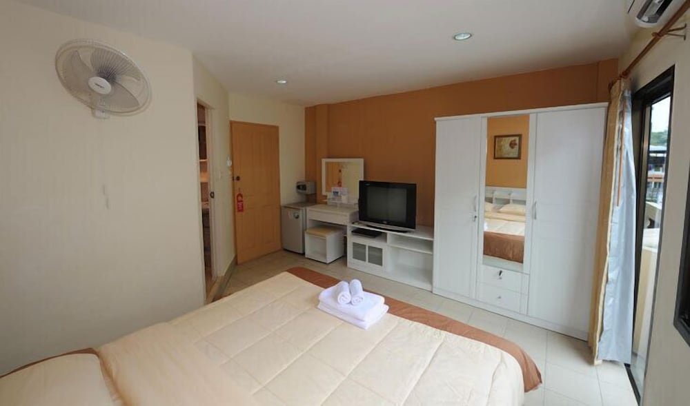 Паттайя: Marina Inn Pattaya