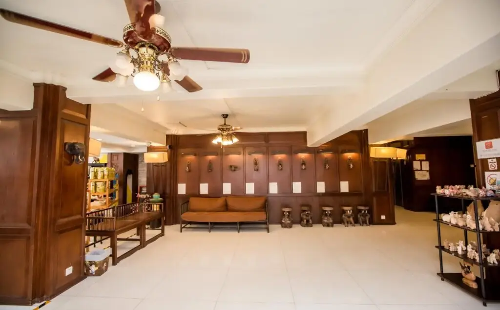 Чиангмай: Chiang Roi 7 Days Inn