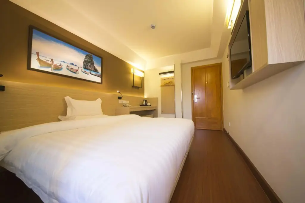Чиангмай: Chiang Roi 7 Days Inn