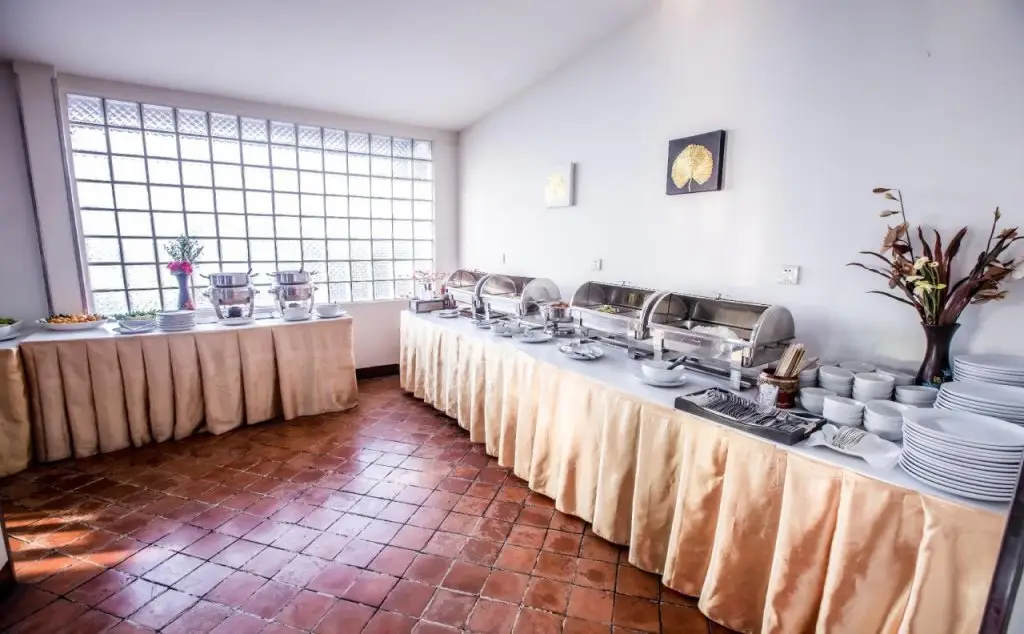 Чиангмай: Chiang Roi 7 Days Inn
