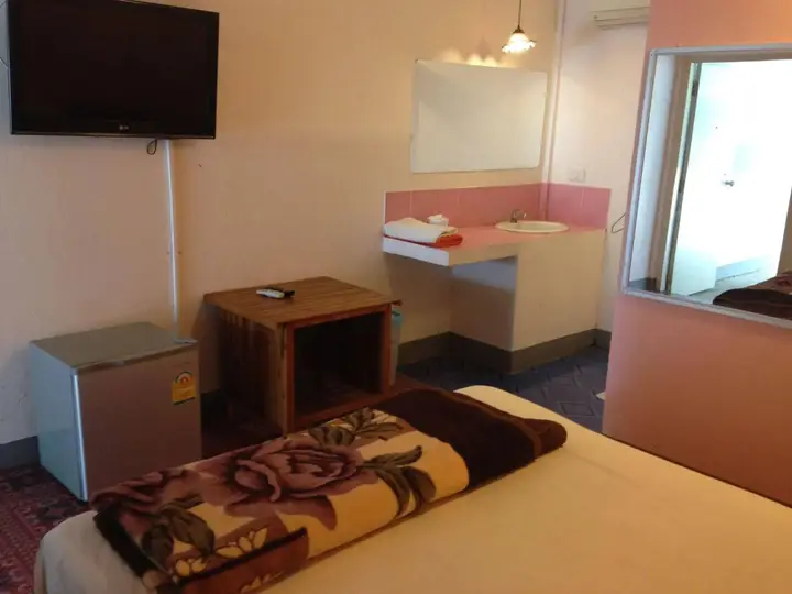 Чианграй: Natpob Sleep Station Motel
