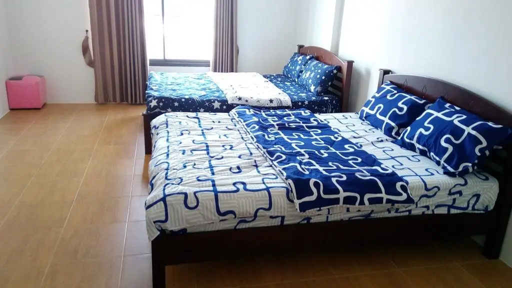 Пхун Пхин: Suratthani Airport Campsite