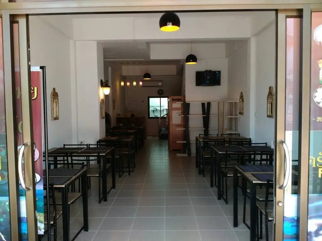 Пхун Пхин: Suratthani Airport Campsite