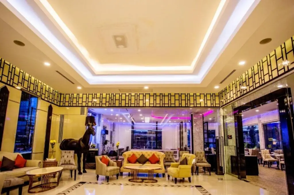 Чумпхэ: The Cheewin Hotel And Convention