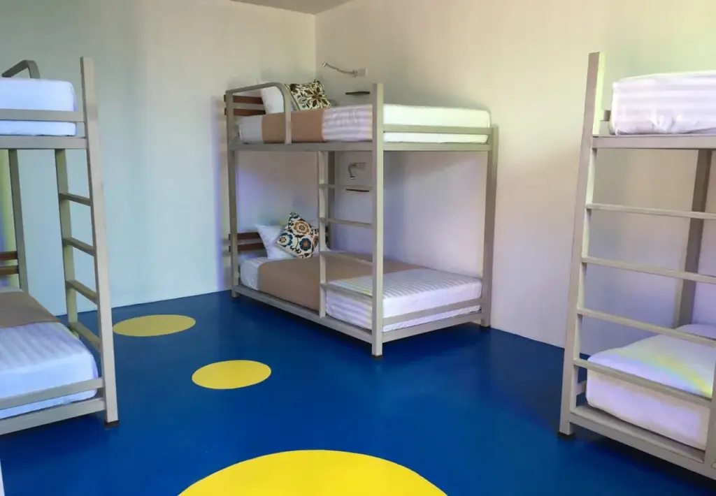 Ланта: Hey Beach Hostel