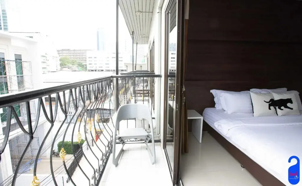 Бангкок: Bed by City Surawong-Patpong