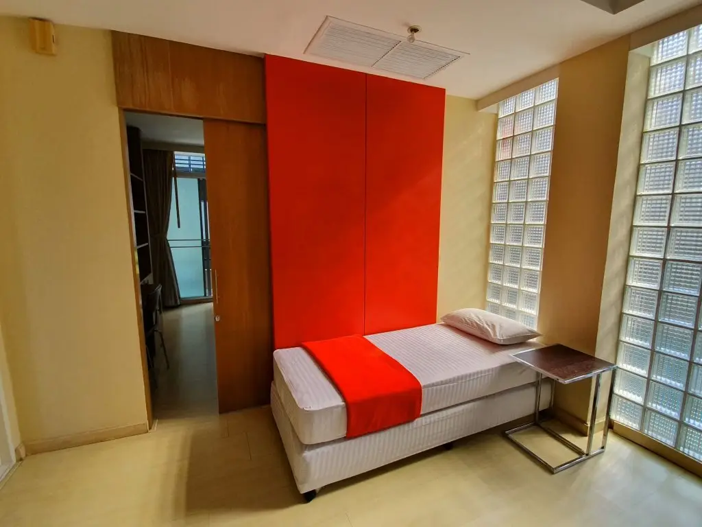 Бангкок: Silom convent garden