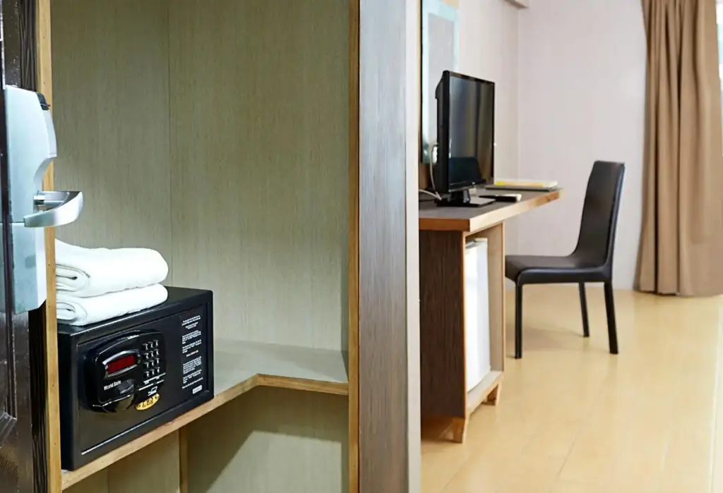 Бангкок: Watana Hotel