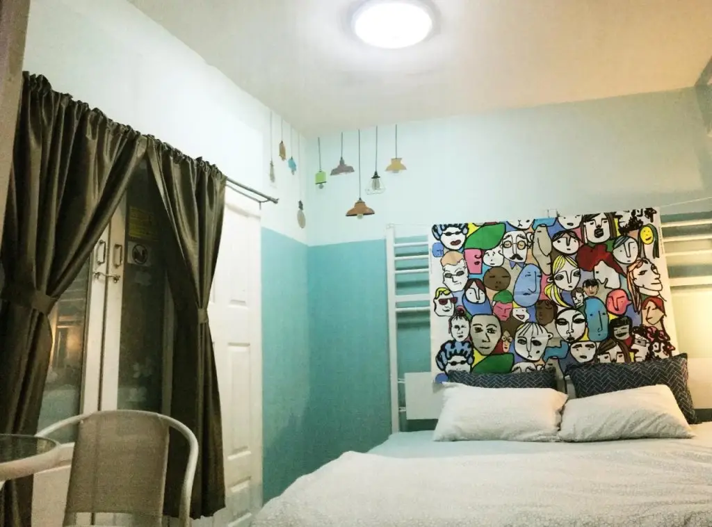 Бангкок: Kamin Bird Hostel