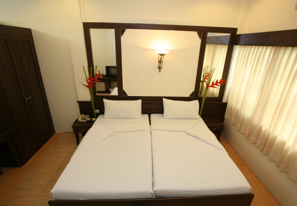 Бангкок: The Rajata Hotel