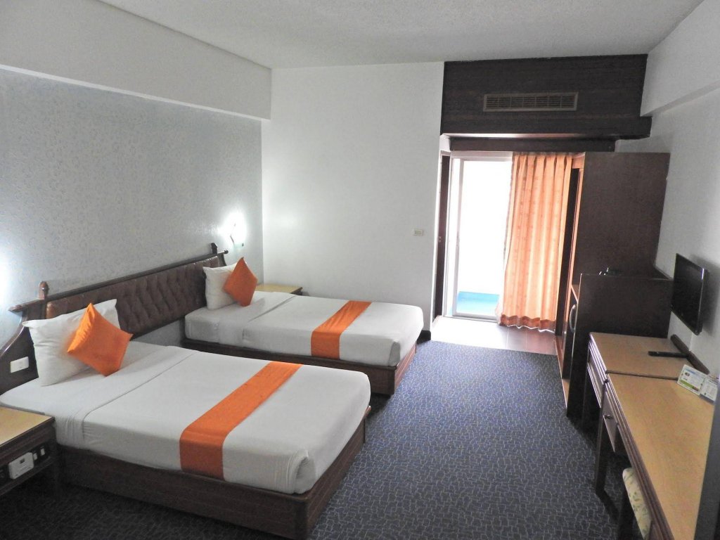 Ratchada City Hotel — фото 1