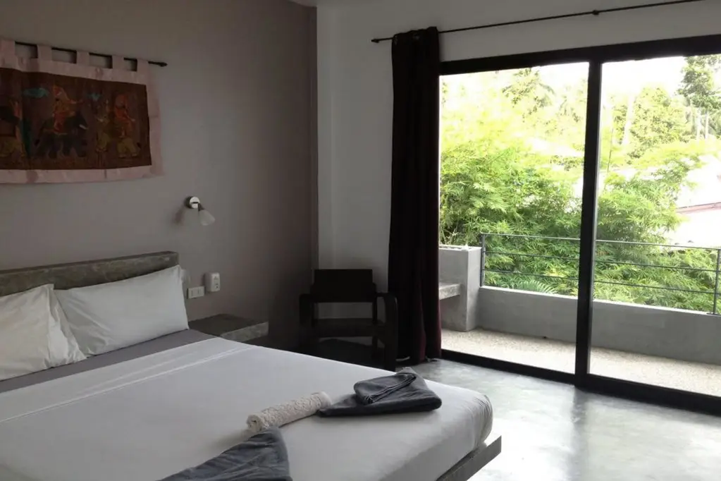 Остров Тау: Sairee Sairee Guesthouse
