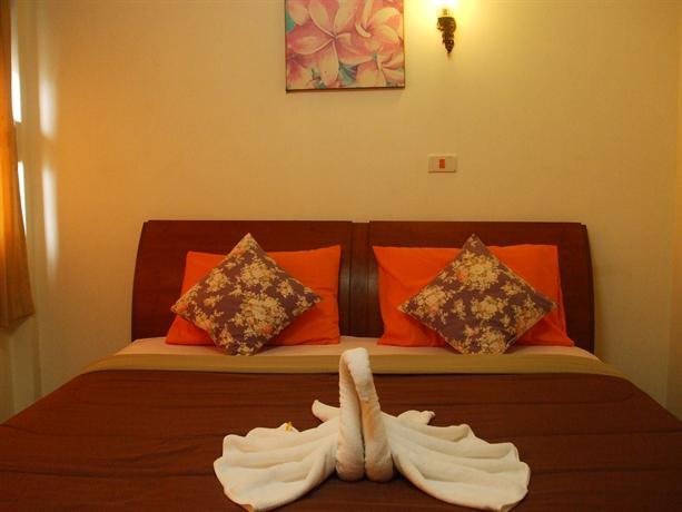 Паттайя: Royal BJ Hotel