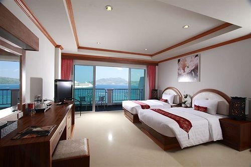 Кату: Blue Beach Club & Resort