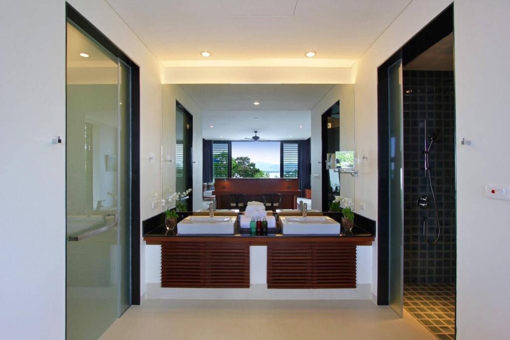 Тхаланг: Villa Padma
