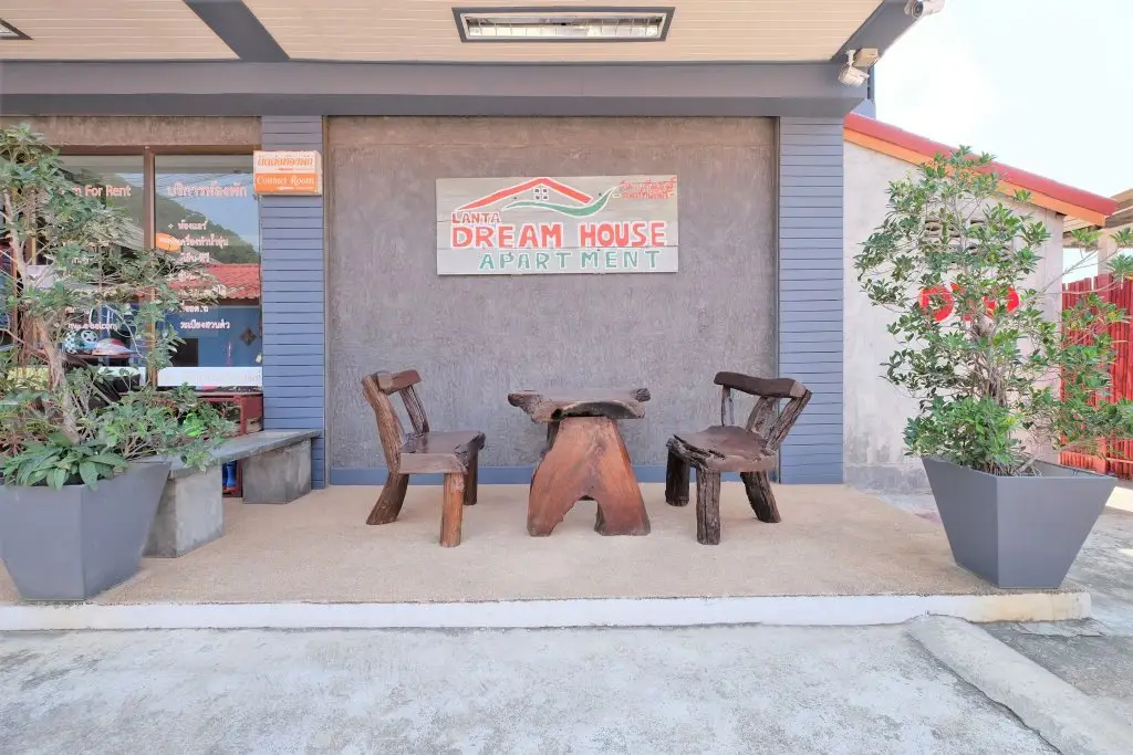 Ланта: OYO 609 Lanta Dream House Apartment