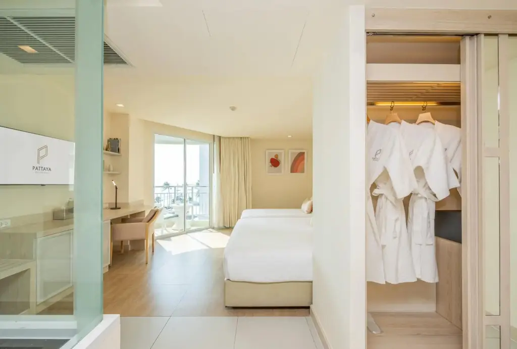 Паттайя: Pattaya Sea View Hotel