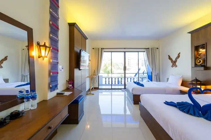 Муанг: JR Siam Kata Resort