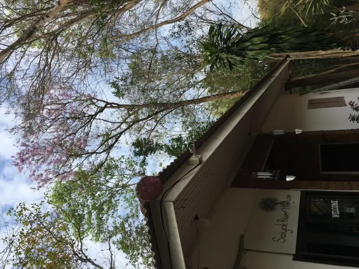 Сай Йок: Saiyok River House