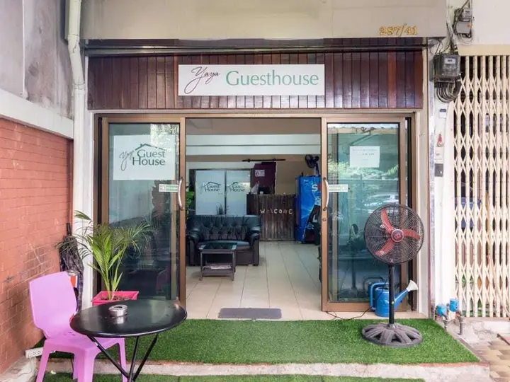 Бангкок: Yaya Guesthouse - Hostel