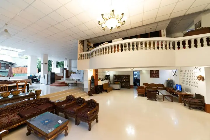 Чиангмай: Chiang Mai Mansion
