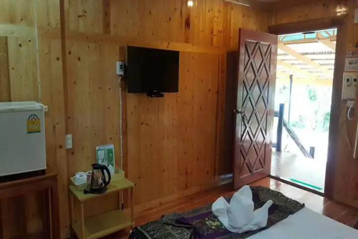 Трат: Yamadaya Beach Resort