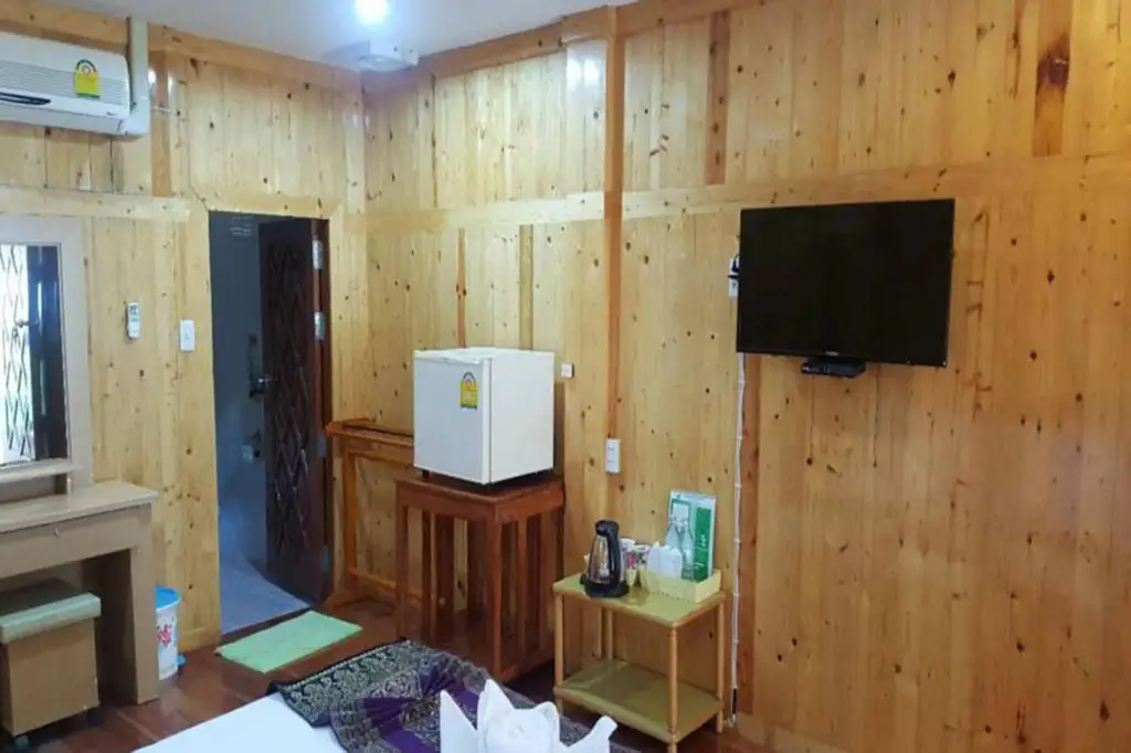 Трат: Yamadaya Beach Resort