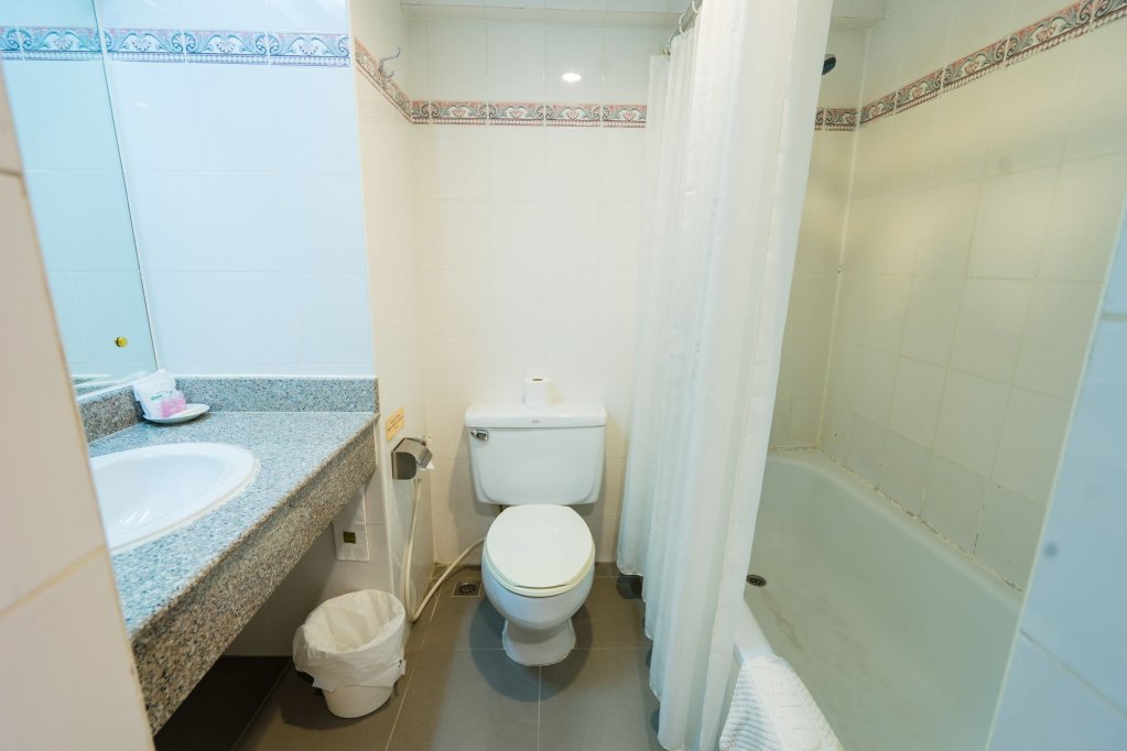Бангкок: Samran Place Hotel