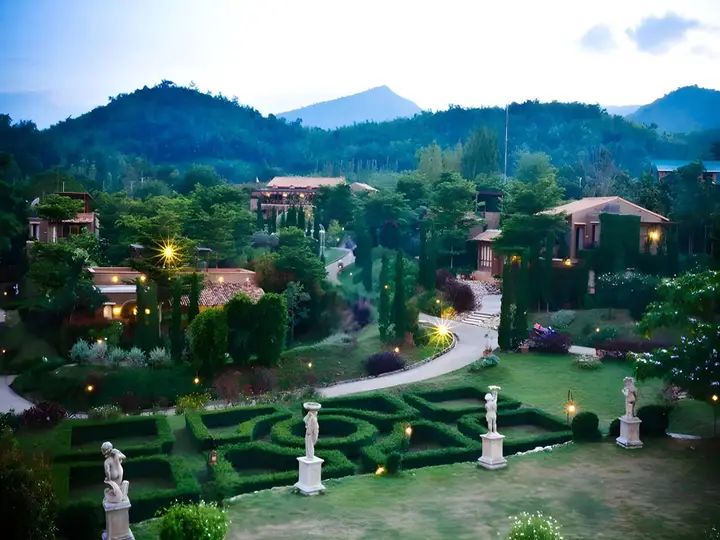 Суан Фуэн: La Toscana Resort