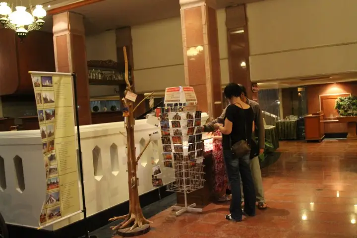 carousel image 3