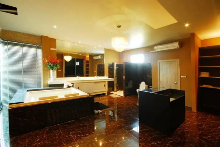Банг Пхли: Aria Lake and Golf Villa