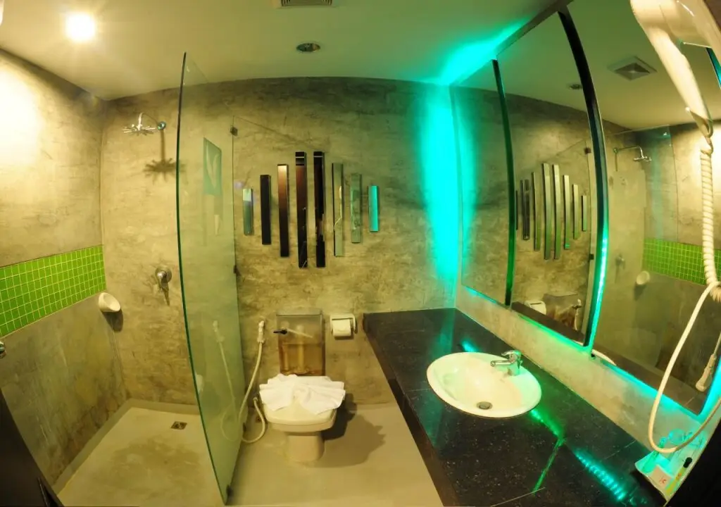 Супханбури: Vasidtee City Hotel