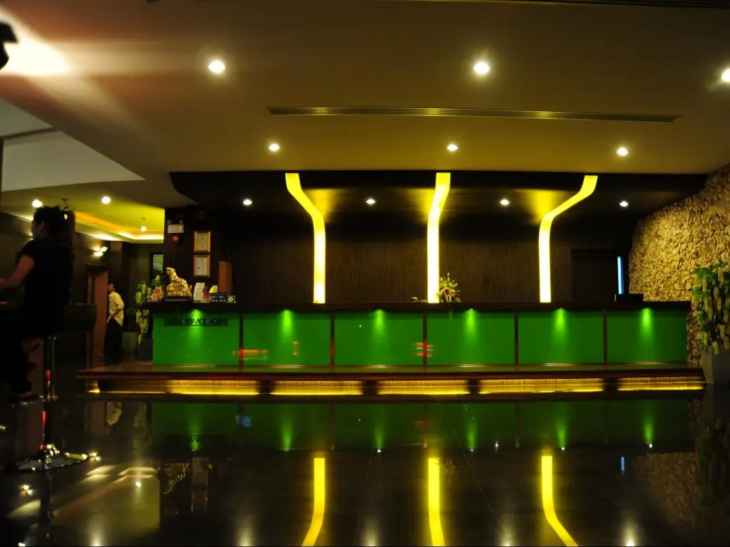 Супханбури: Vasidtee City Hotel