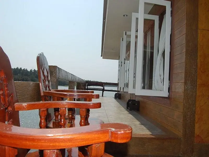 Ампхава: Baan Im Oun Resort