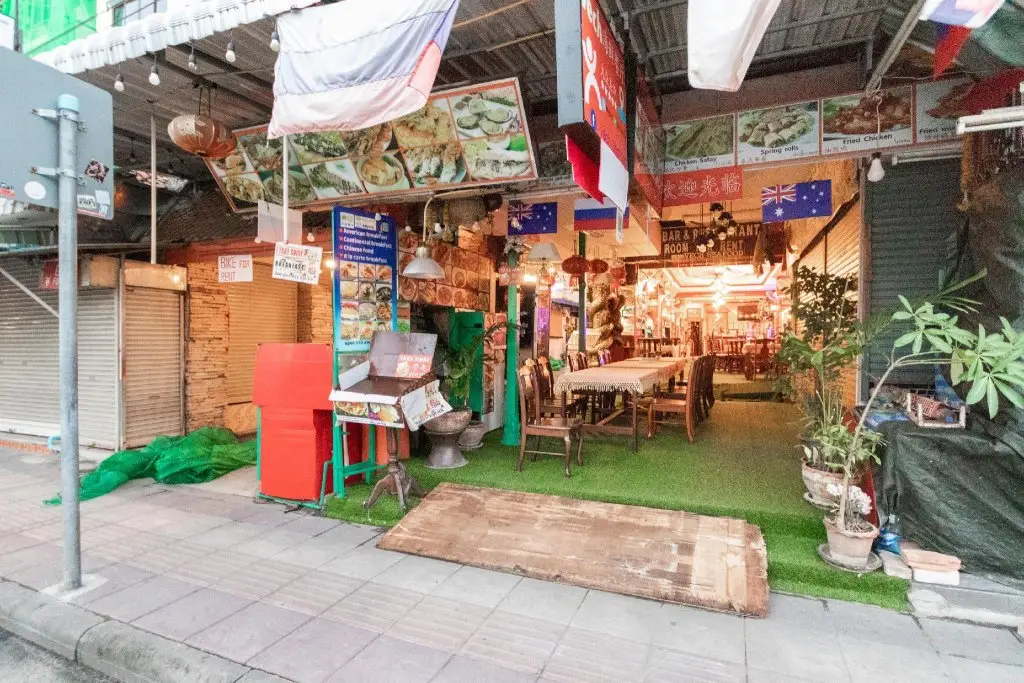 Кату: Vech Guesthouse