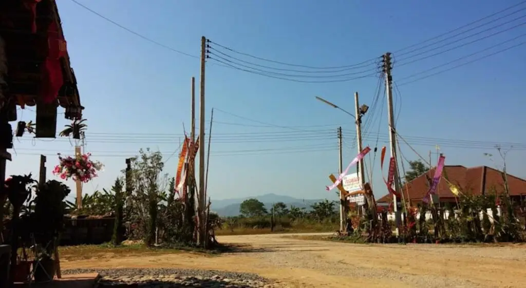 Чианграй: Heun Baan Rong Khun Resort