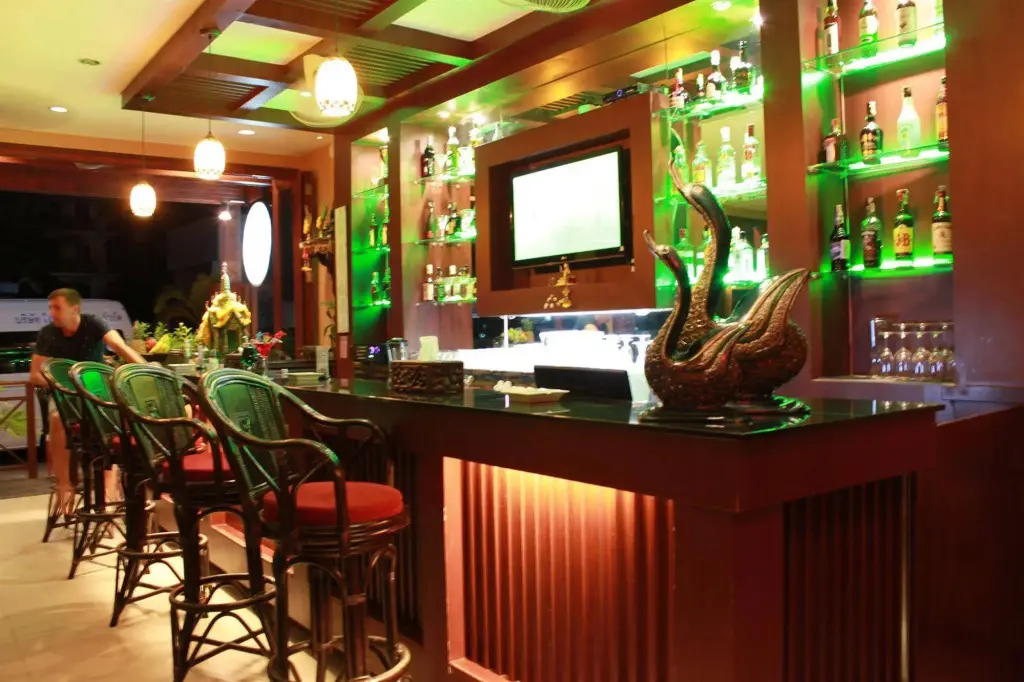Пхукет: Patong Hemingway's Hotel