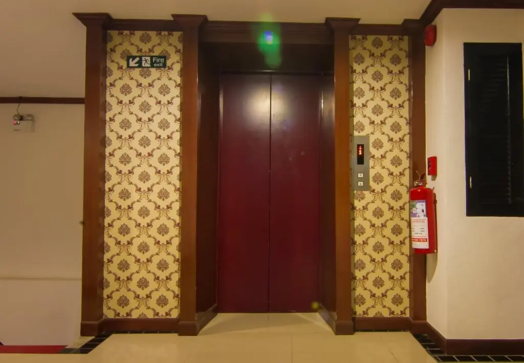 Пхукет: Patong Hemingway's Hotel