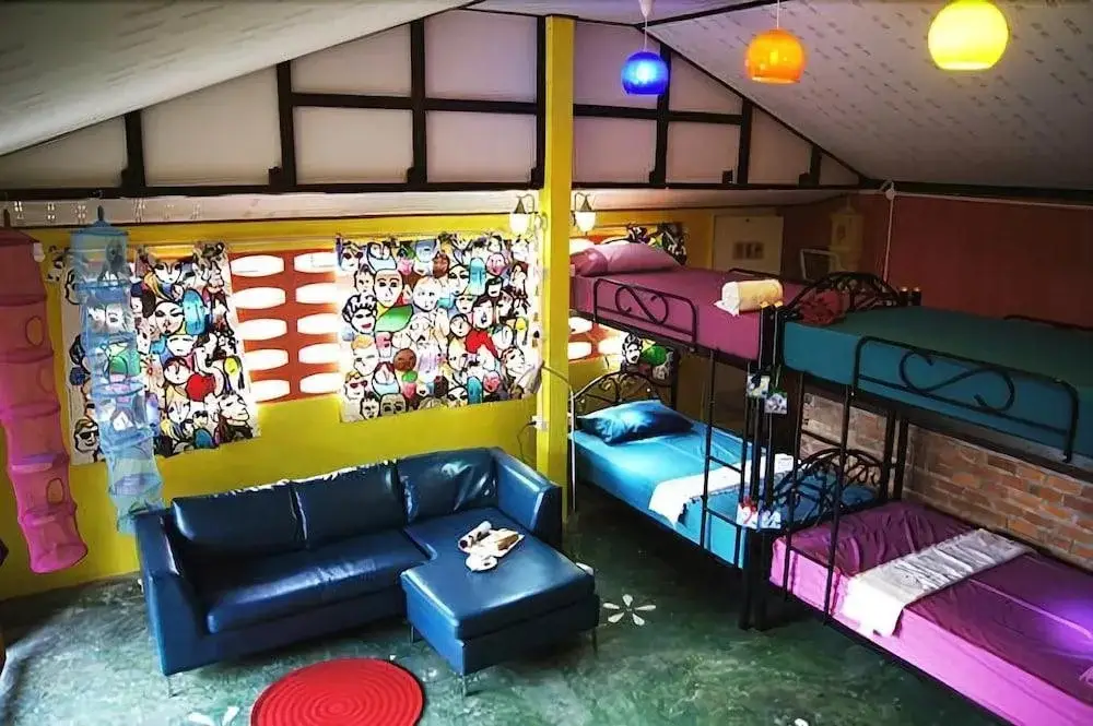 Као Лак: Dorm Des Fleurs Hostel