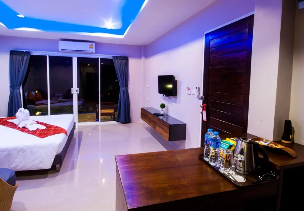 Као Лак: Chomphu Resort