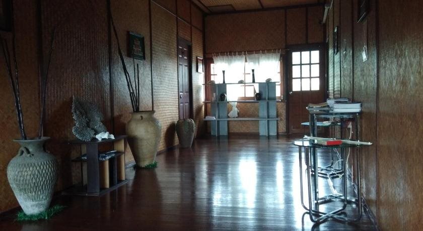 Ко Чанг: El Greco Greek Restaurant Guesthouse