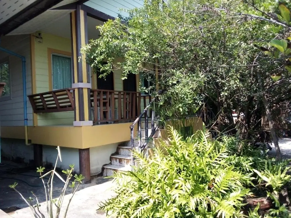 Ко-Лан: Kanchanaporn resort
