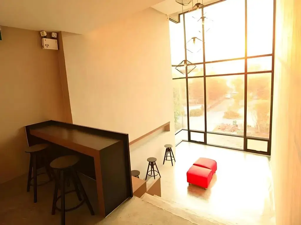Бангкок: The Plubpla Serviced Apartment