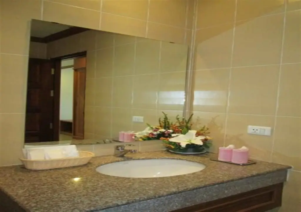 Кату: MT Hotel Patong
