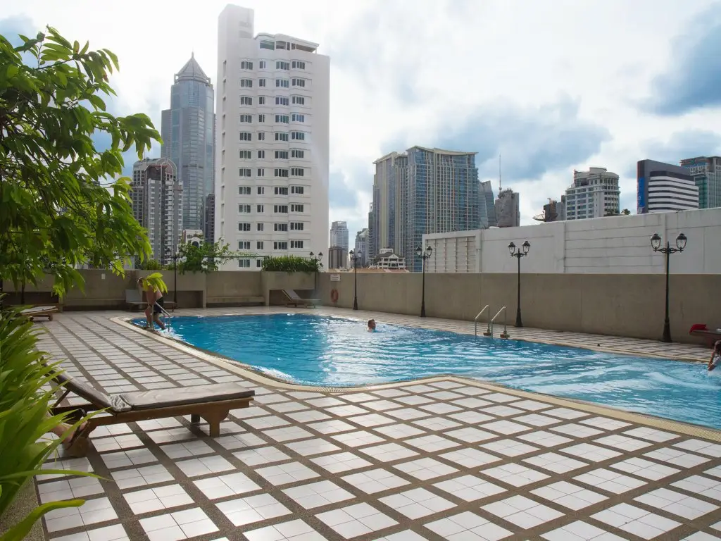 Бангкок: Omni Tower Syncate Suites
