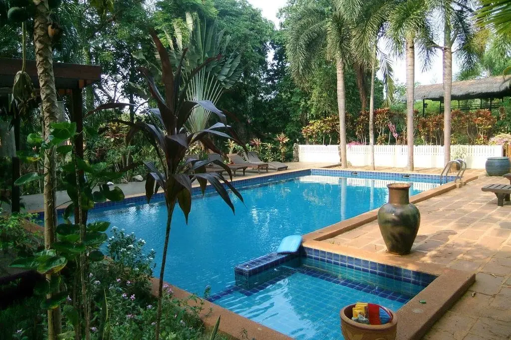 Ко-Мак: Coconut Villa