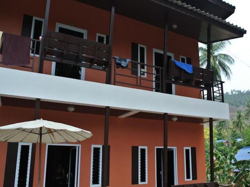 Мэй-Хаад-Бэй: Coconut Hostel Sairee Koh Tao
