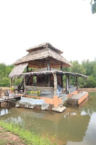 Краби: Amazon Bungalow